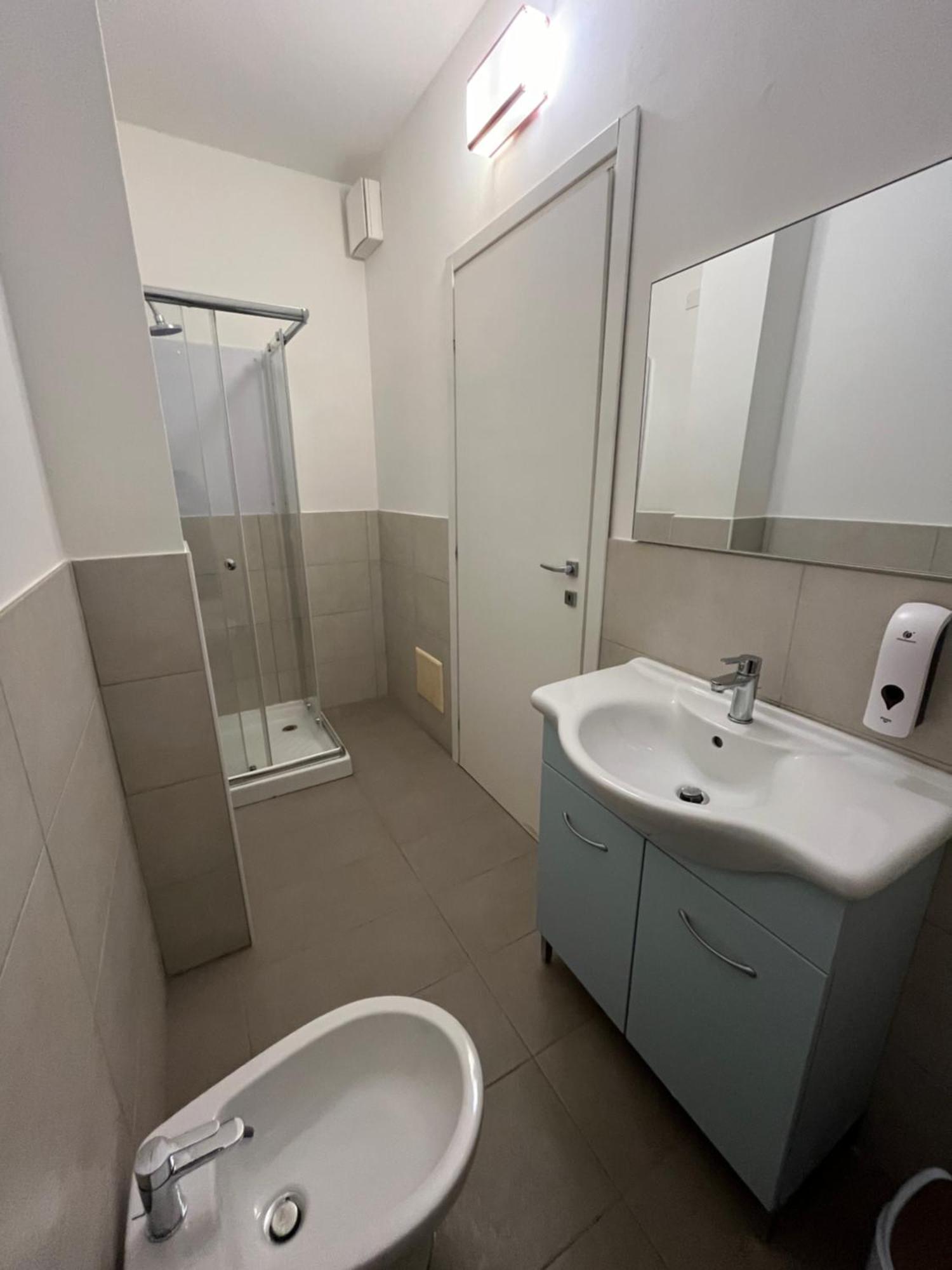 La Lirica Rooms Verona Bagian luar foto