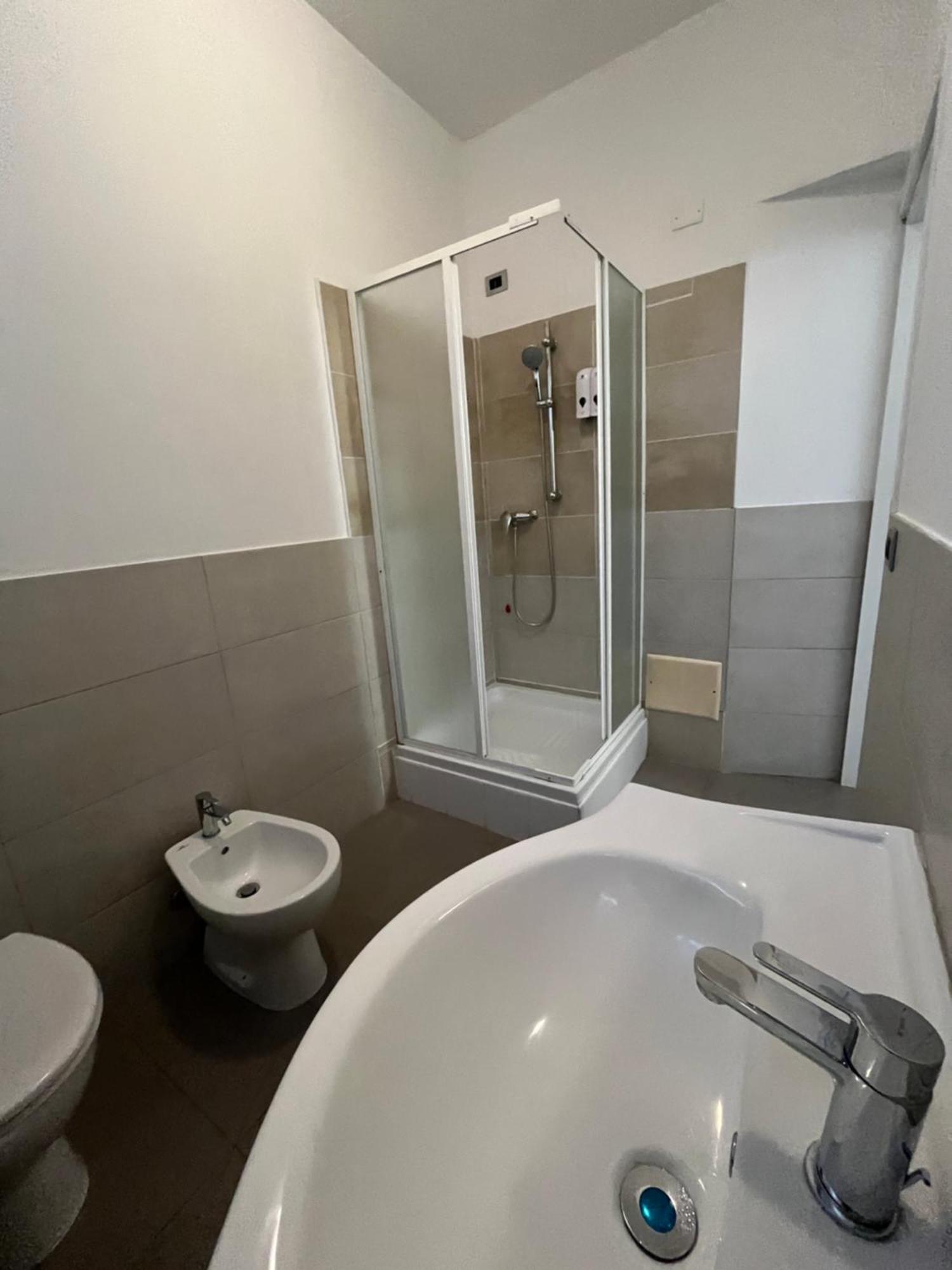 La Lirica Rooms Verona Bagian luar foto