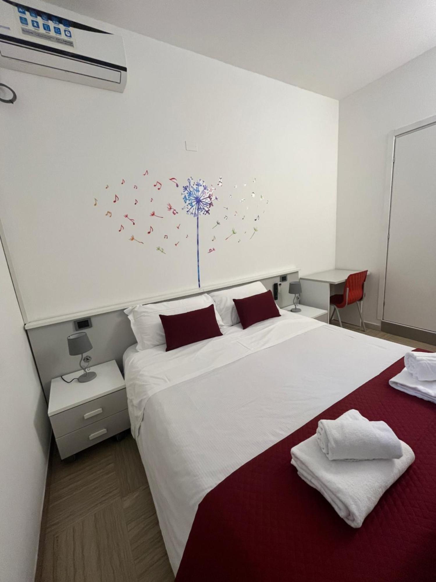 La Lirica Rooms Verona Bagian luar foto